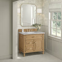 Light Natural Oak / Eternal Jasmine Pearl - 3 Faucet Holes