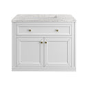 Glossy White / Eternal Jasmine Pearl - 3 Faucet Holes