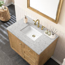Light Natural Oak / Eternal Jasmine Pearl - 3 Faucet Holes